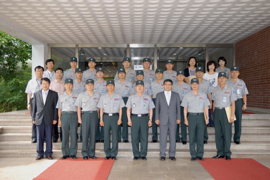 육군전투발전단 방문 이미지