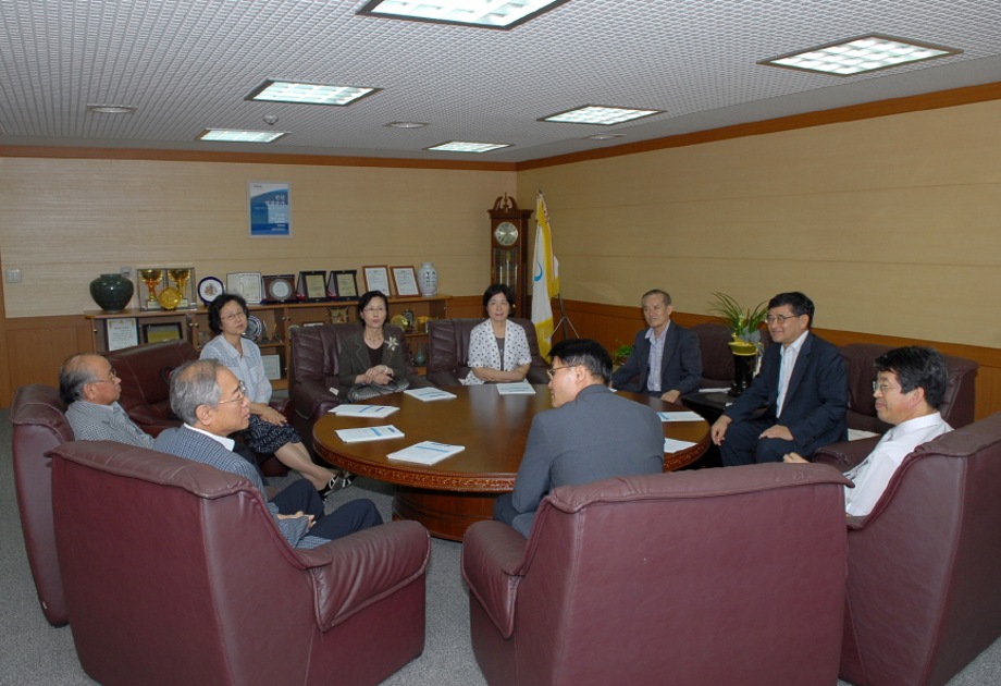 성좌경 初代 원장님 가족방문 이미지