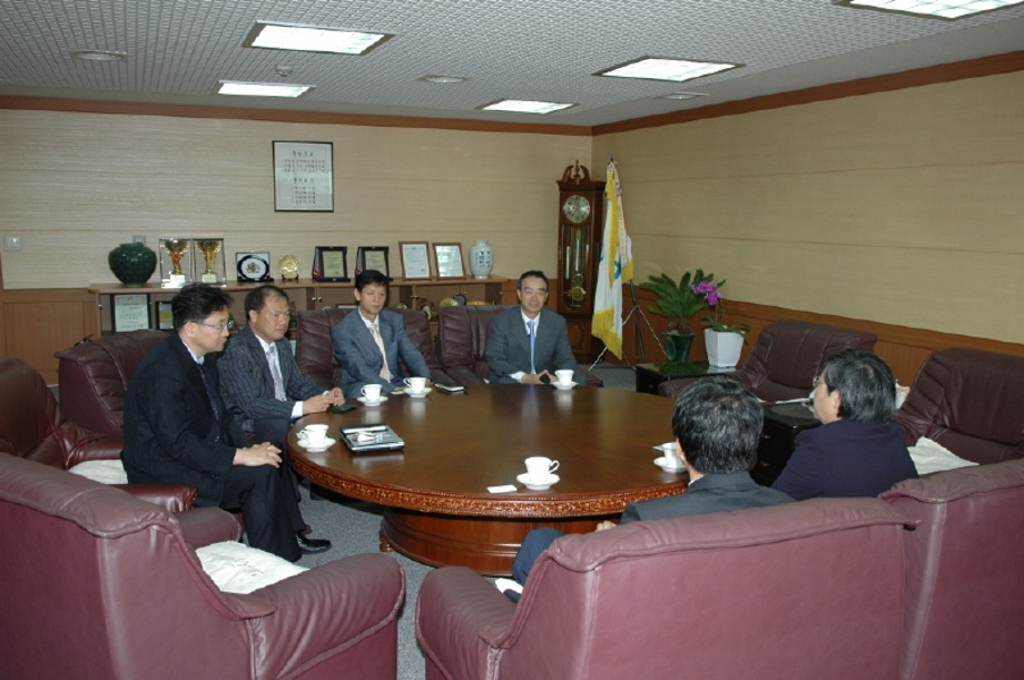 한국정밀화학공업진흥회 회장일행 방문 이미지